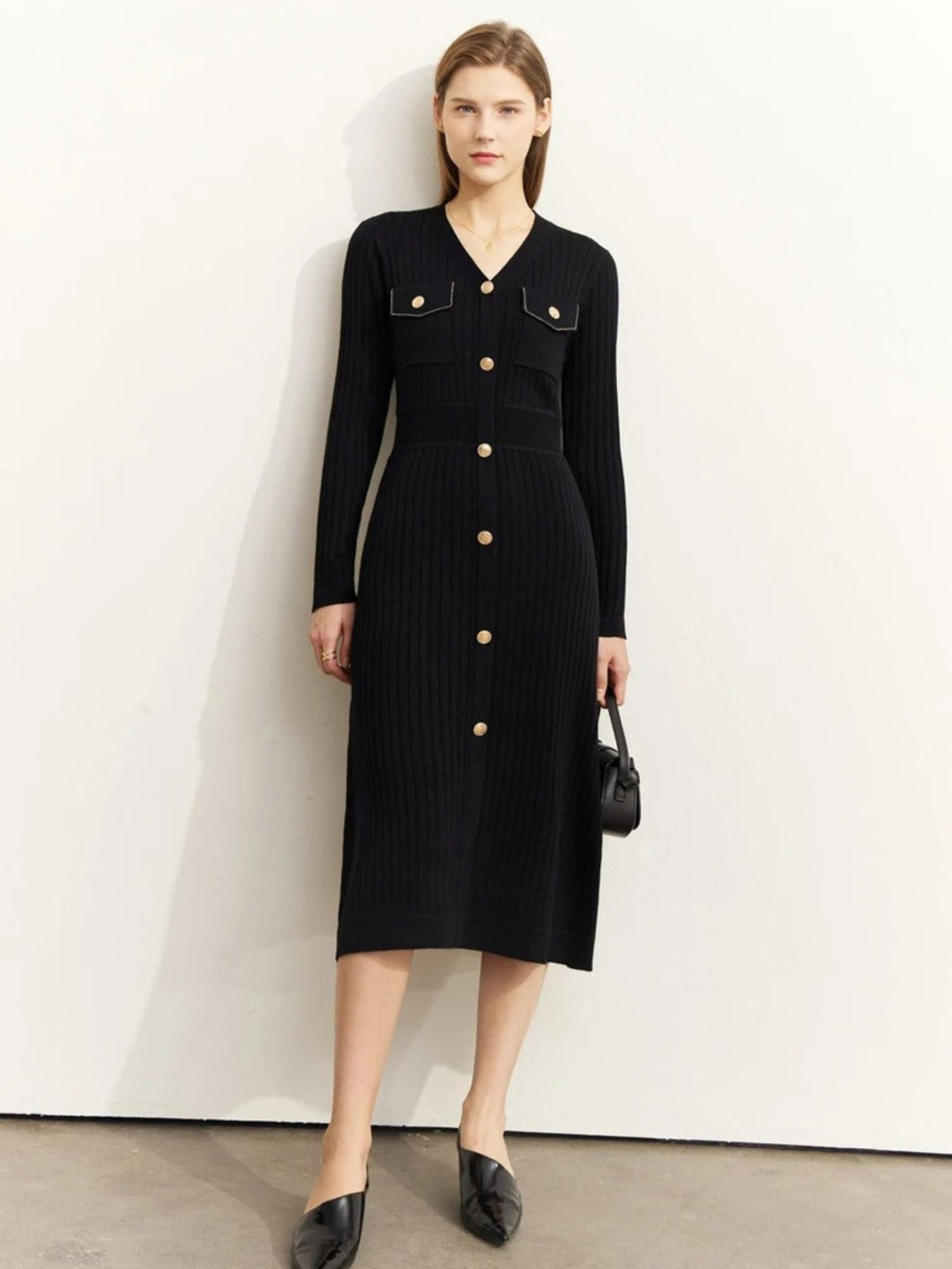 A-line knit dress with V-neck and button details 0