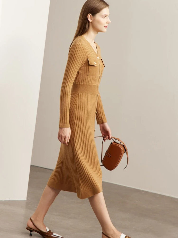 A-line knit dress with V-neck and button details 4