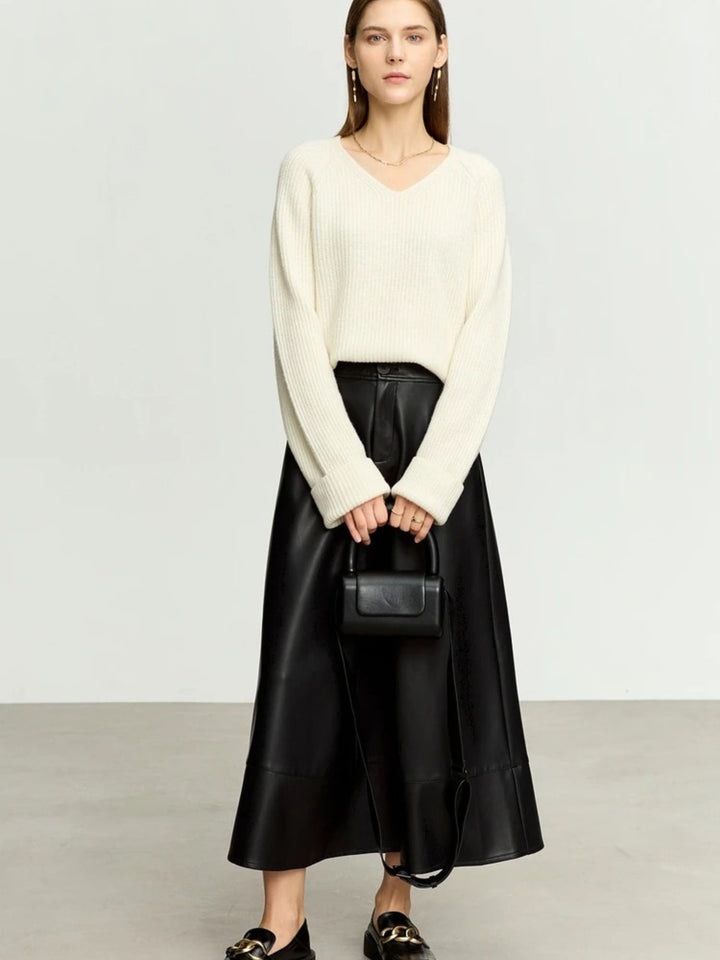 A-line leather skirt with button 1