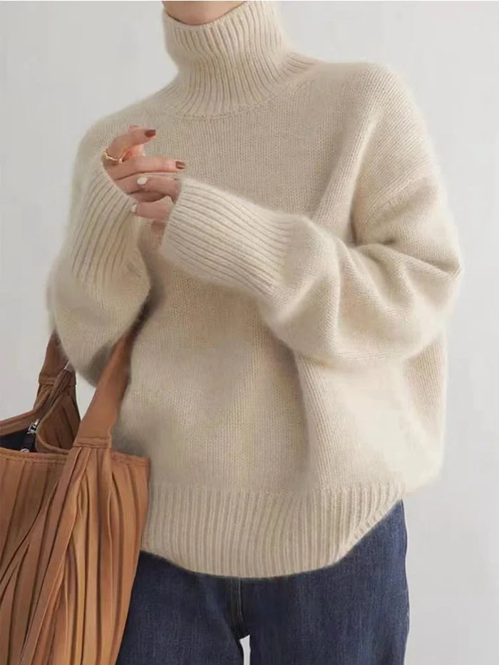 Elegant and warm turtleneck sweater 0