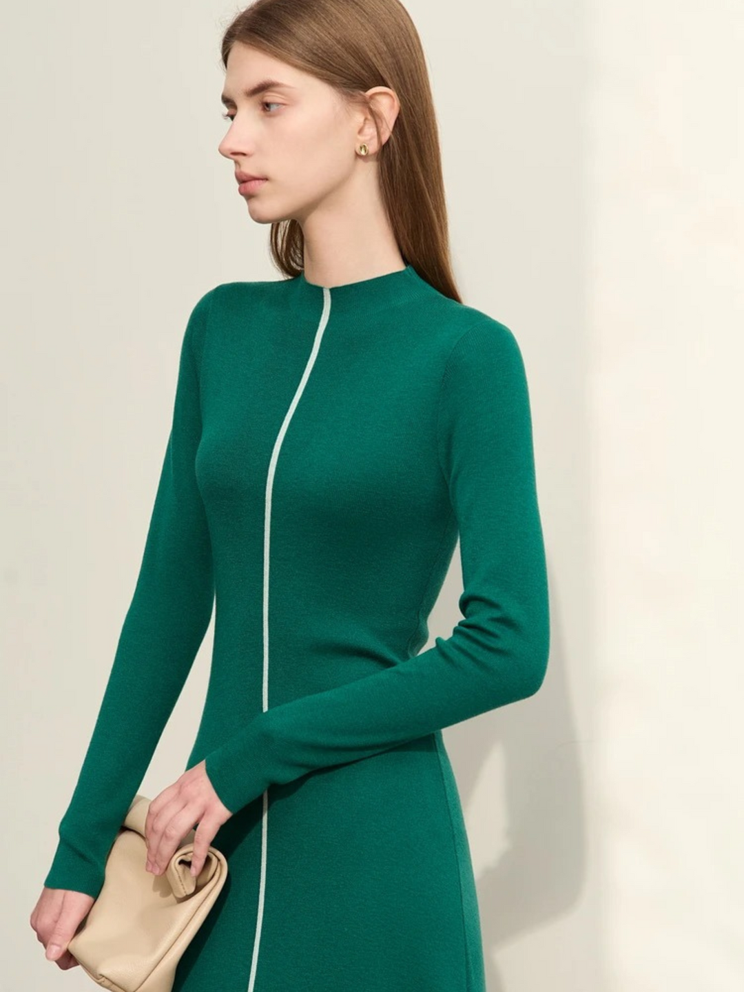 French tight-fitting knitted dress with half-high collar 1