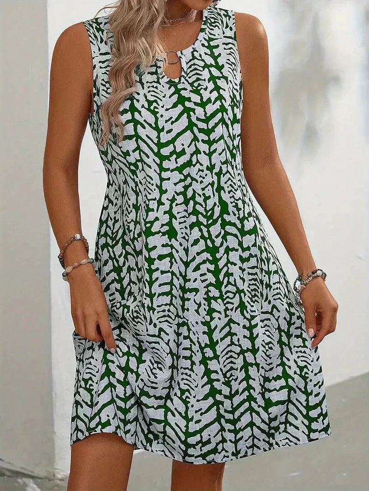 Lina | Sleeveless summer dress with modern print 2