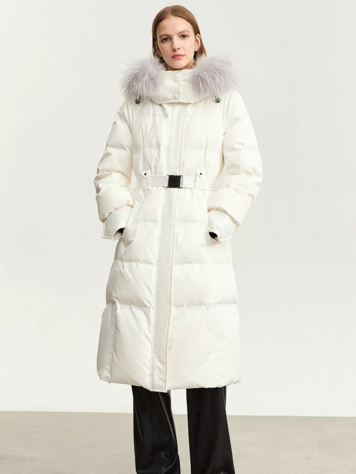 Long quilted down jacket with removable fur collar and adjustable belt 9