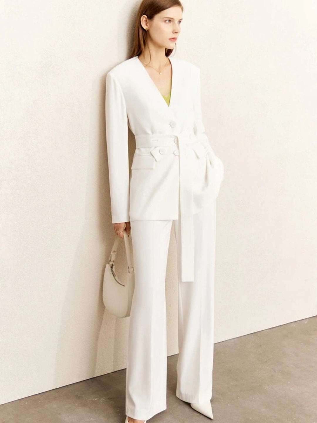 Minimalist V-neck blazer and wide-leg pants set 7