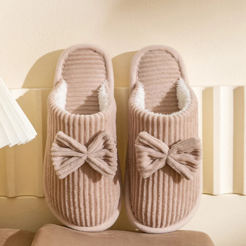 Susanna | Slippers with elegant bow and non-slip sole 0